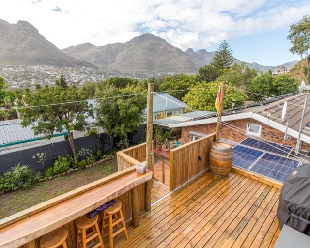 To Let 3 Bedroom Property for Rent in Hout Bay Western Cape